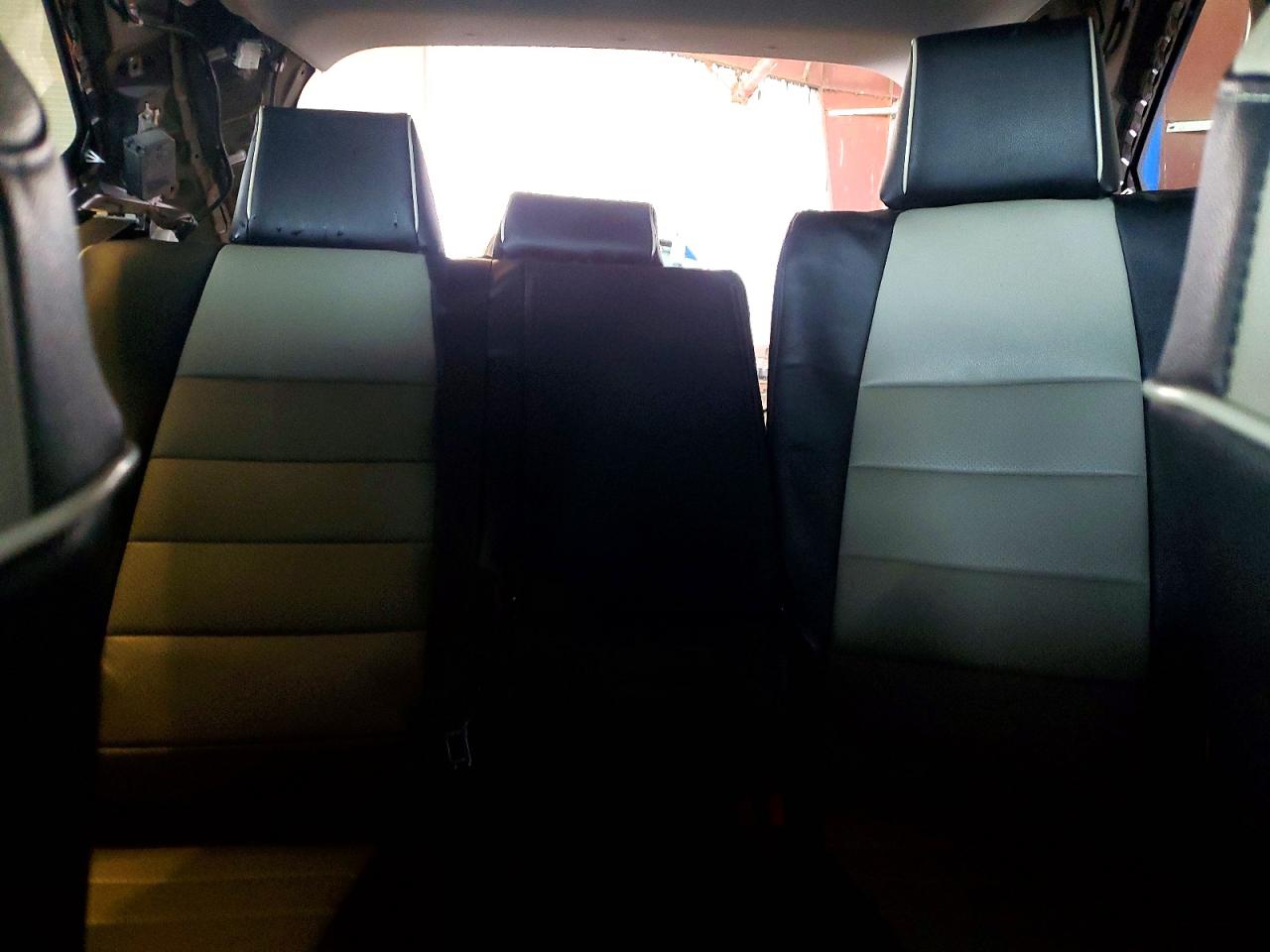 2022 TOYOTA RAV4 LE photo 10
