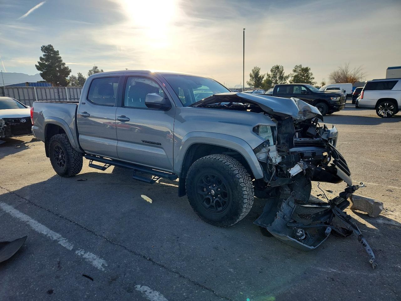 2021 TOYOTA TACOMA DOUBLE CAB photo 4