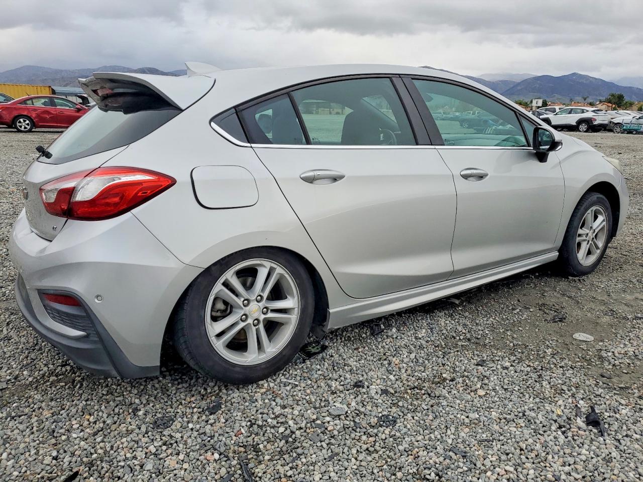 2017 CHEVROLET CRUZE LT photo 3