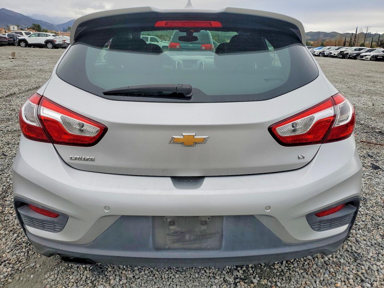 2017 CHEVROLET CRUZE LT photo 6