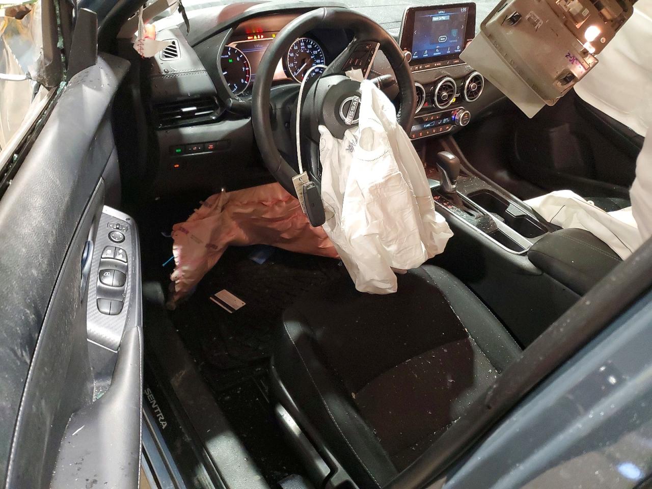 2025 NISSAN SENTRA SV photo 8