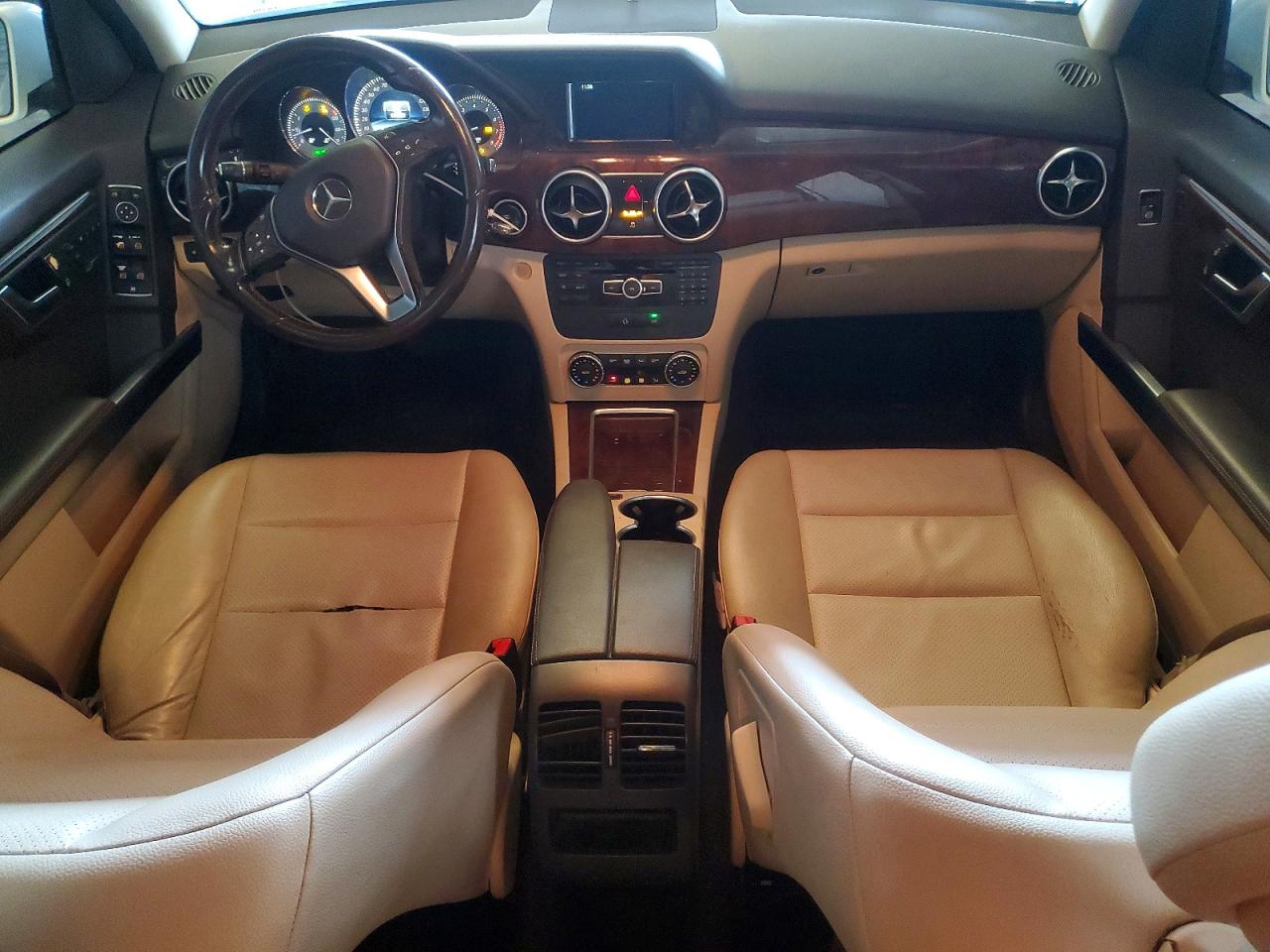 2015 MERCEDES-BENZ GLK 350 photo 8