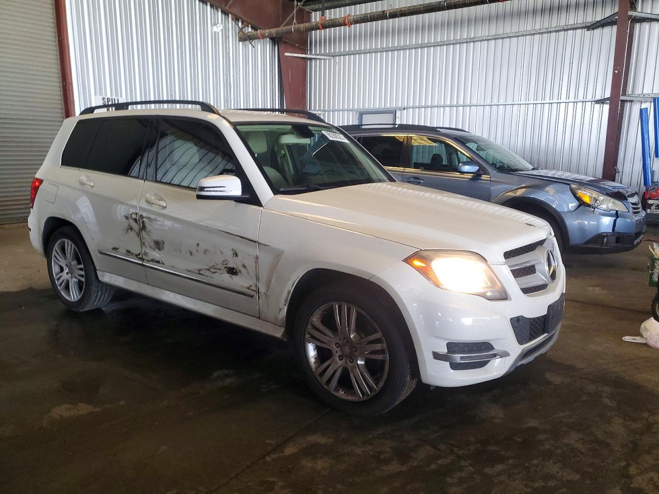 2015 MERCEDES-BENZ GLK 350 photo 4