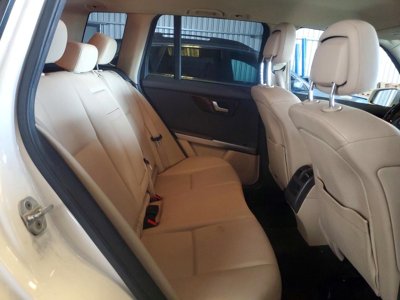 2015 MERCEDES-BENZ GLK 350 photo 11
