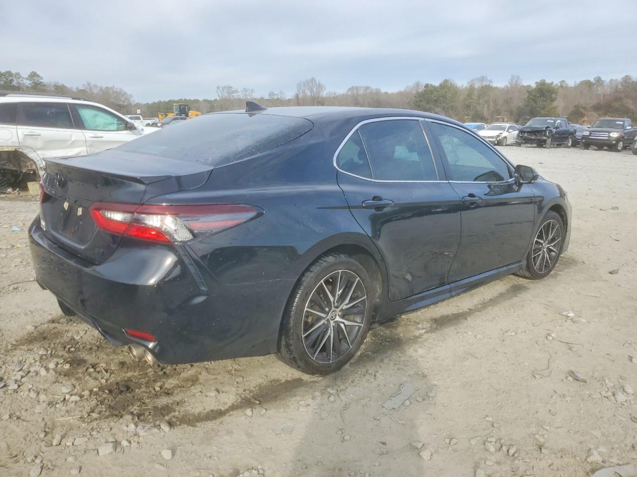 2024 TOYOTA CAMRY SE NIGHT SHADE photo 3