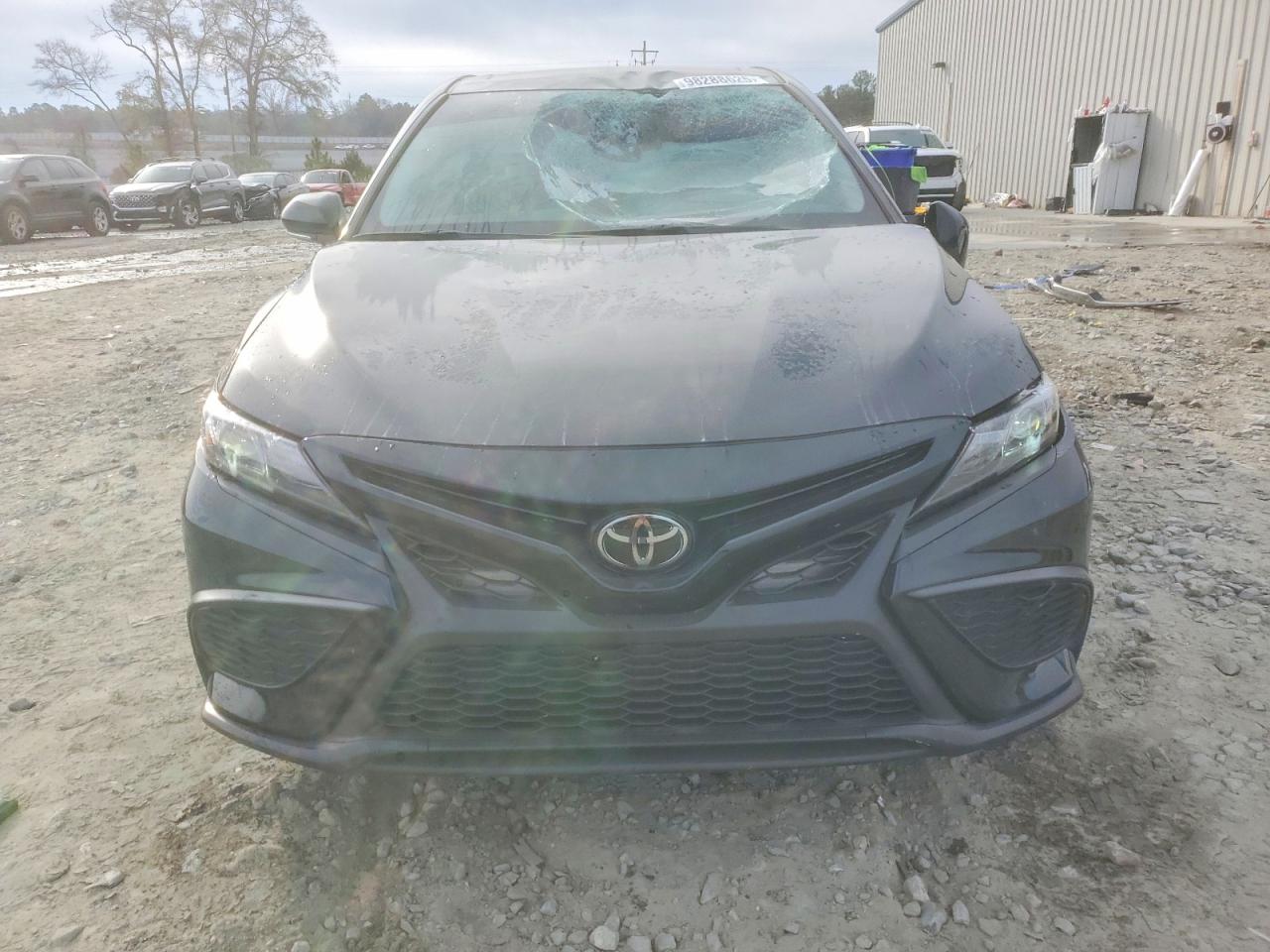 2024 TOYOTA CAMRY SE NIGHT SHADE photo 5