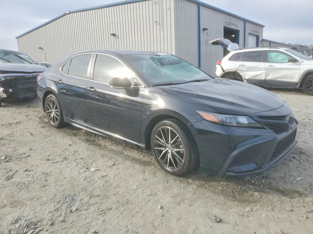 2024 TOYOTA CAMRY SE NIGHT SHADE photo 4