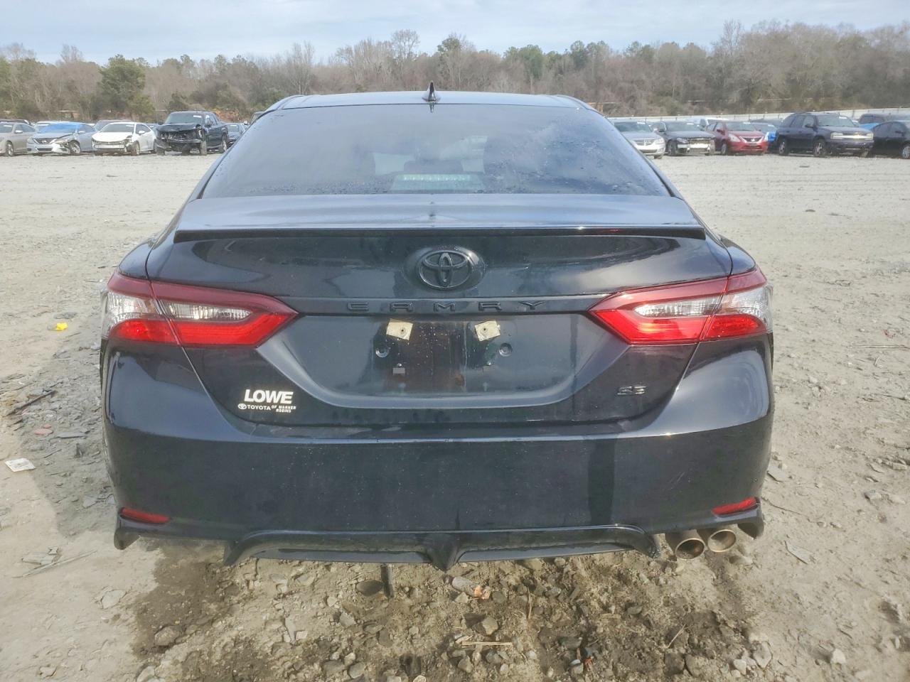 2024 TOYOTA CAMRY SE NIGHT SHADE photo 6