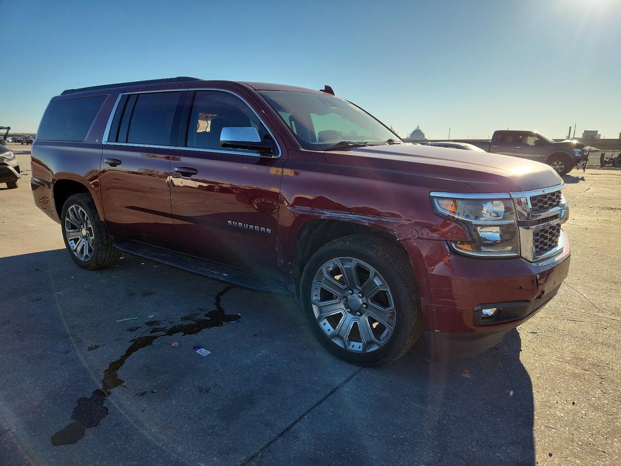 2018 CHEVROLET SUBURBAN C1500 LT photo 4