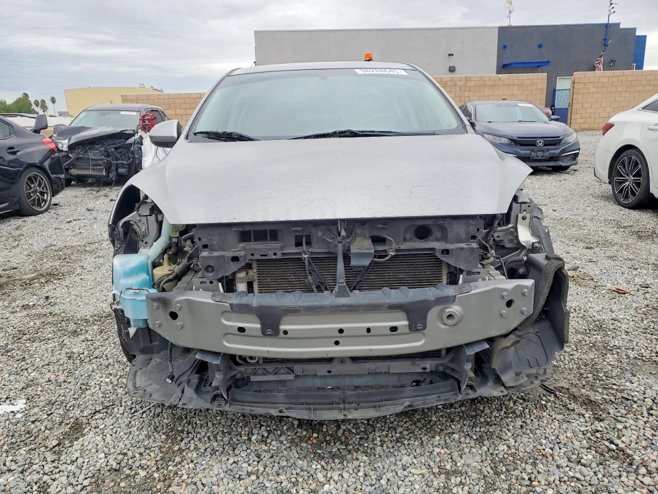 2010 MAZDA 3 S photo 5