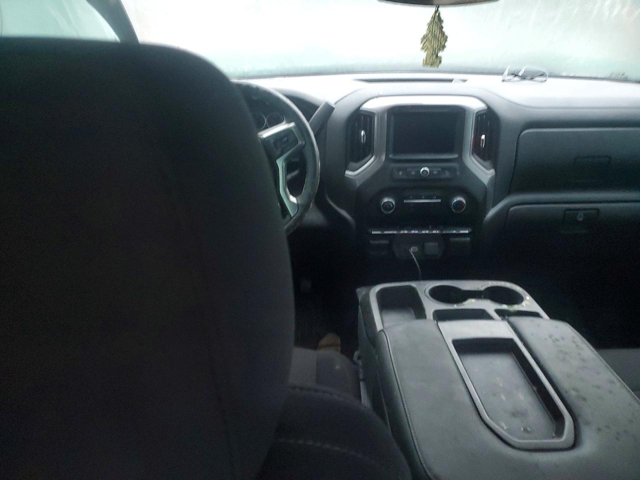 2021 CHEVROLET SILVERADO K1500 photo 8