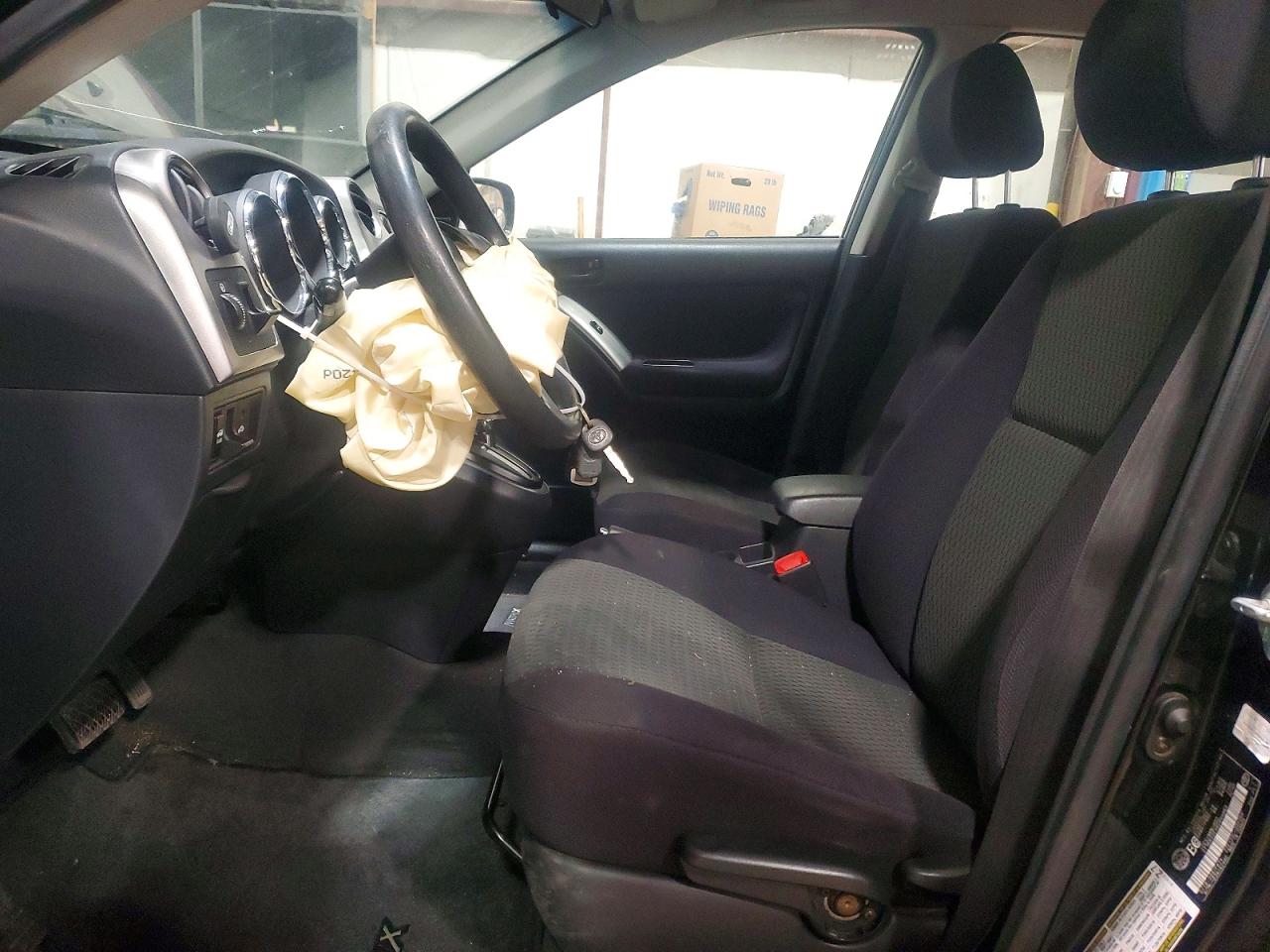 2006 TOYOTA COROLLA MATRIX XR photo 7