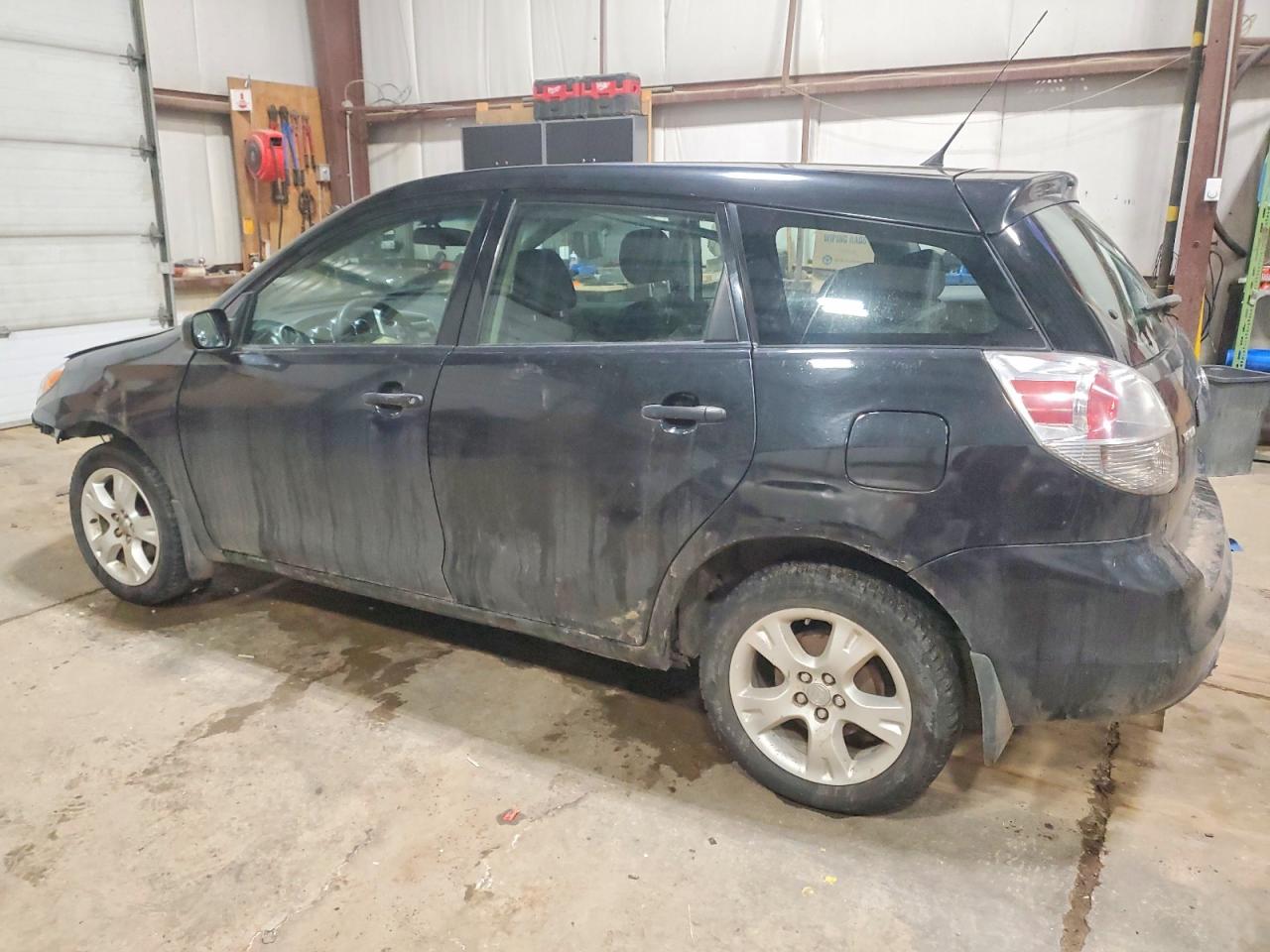 2006 TOYOTA COROLLA MATRIX XR photo 2