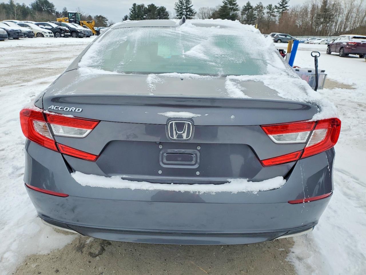 2018 HONDA ACCORD LX photo 6