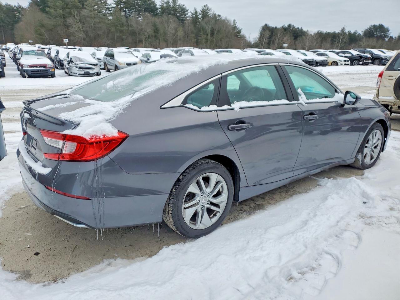 2018 HONDA ACCORD LX photo 3