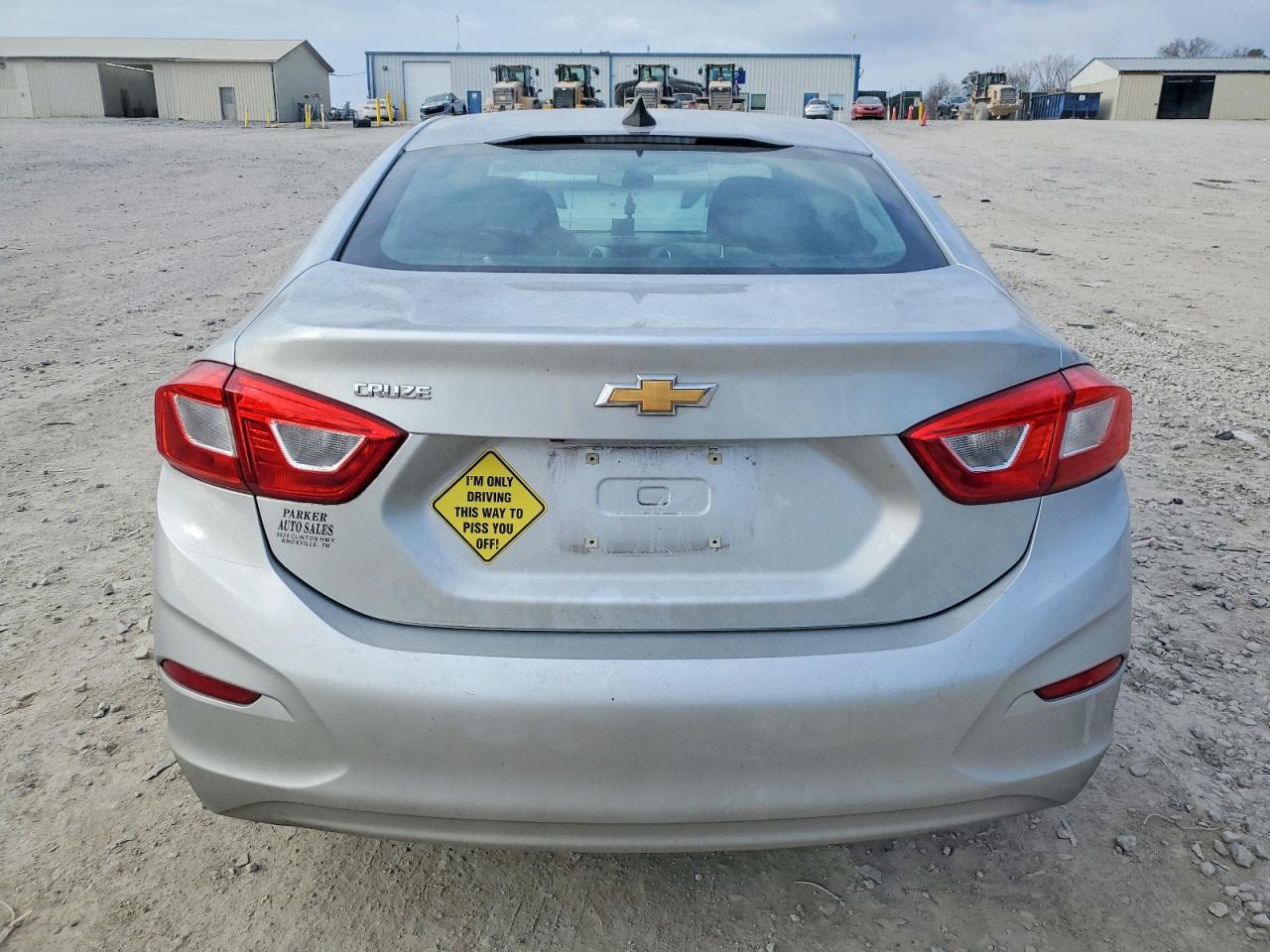 2017 CHEVROLET CRUZE LS photo 6