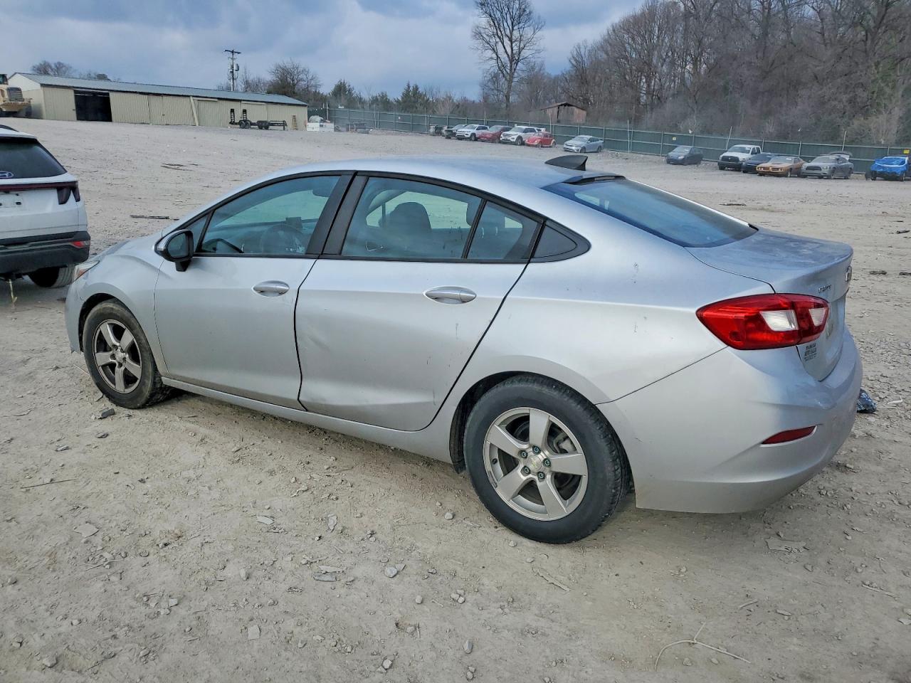 2017 CHEVROLET CRUZE LS photo 2