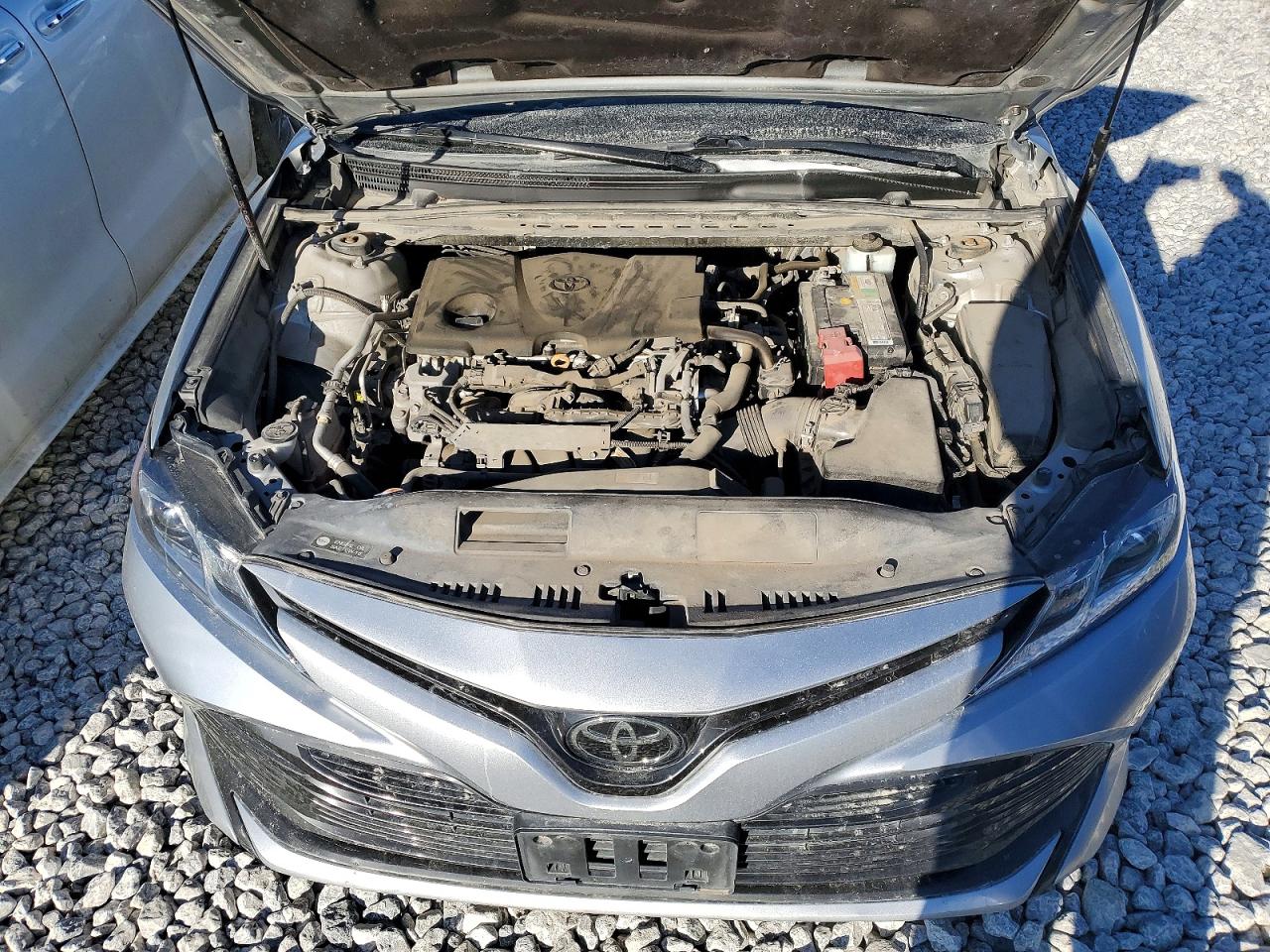 2019 TOYOTA CAMRY L photo 11