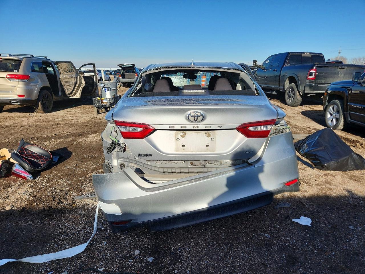 2019 TOYOTA CAMRY L photo 6