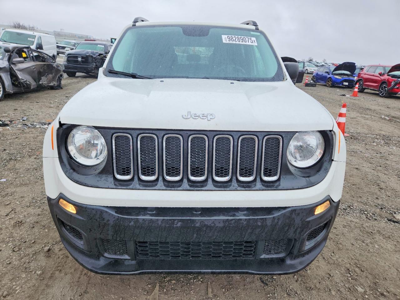 2017 JEEP RENEGADE SPORT photo 5