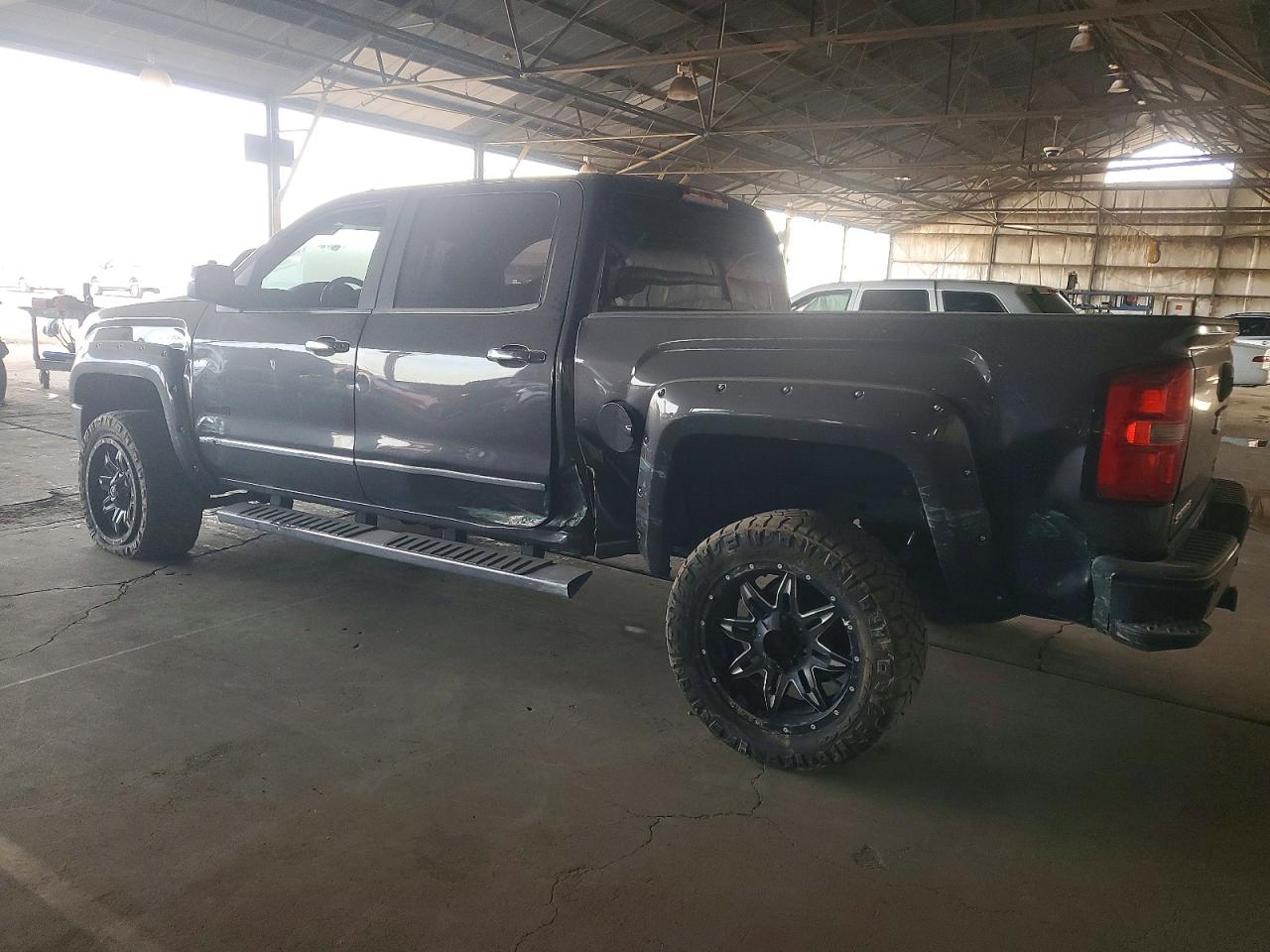 2014 GMC SIERRA K1500 SLE photo 2