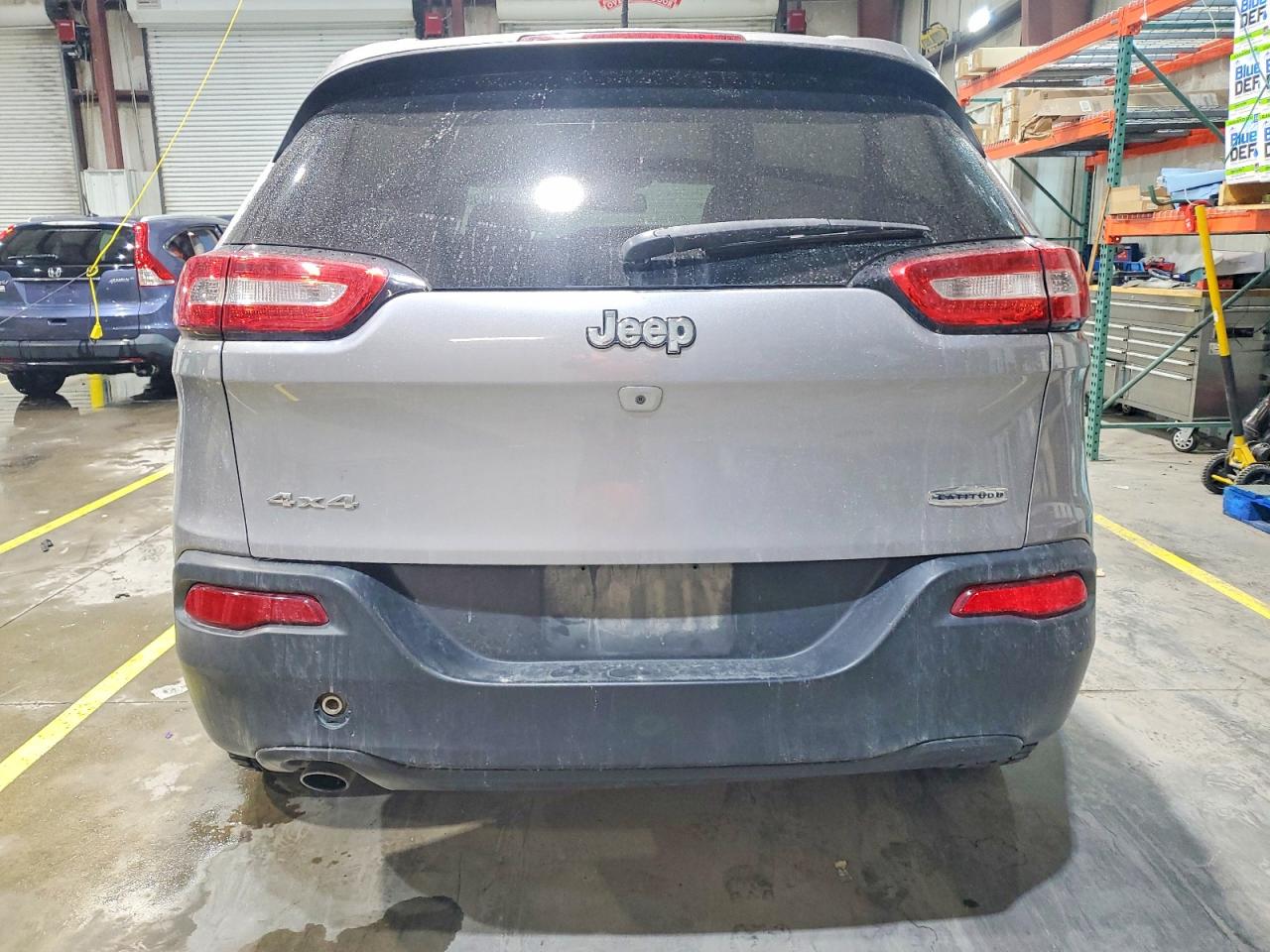 2018 JEEP CHEROKEE LATITUDE photo 6