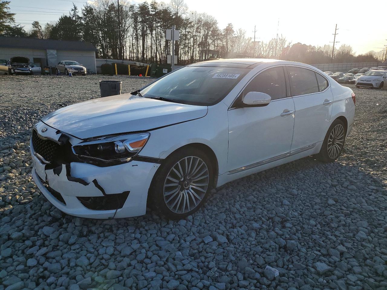 2015 KIA CADENZA