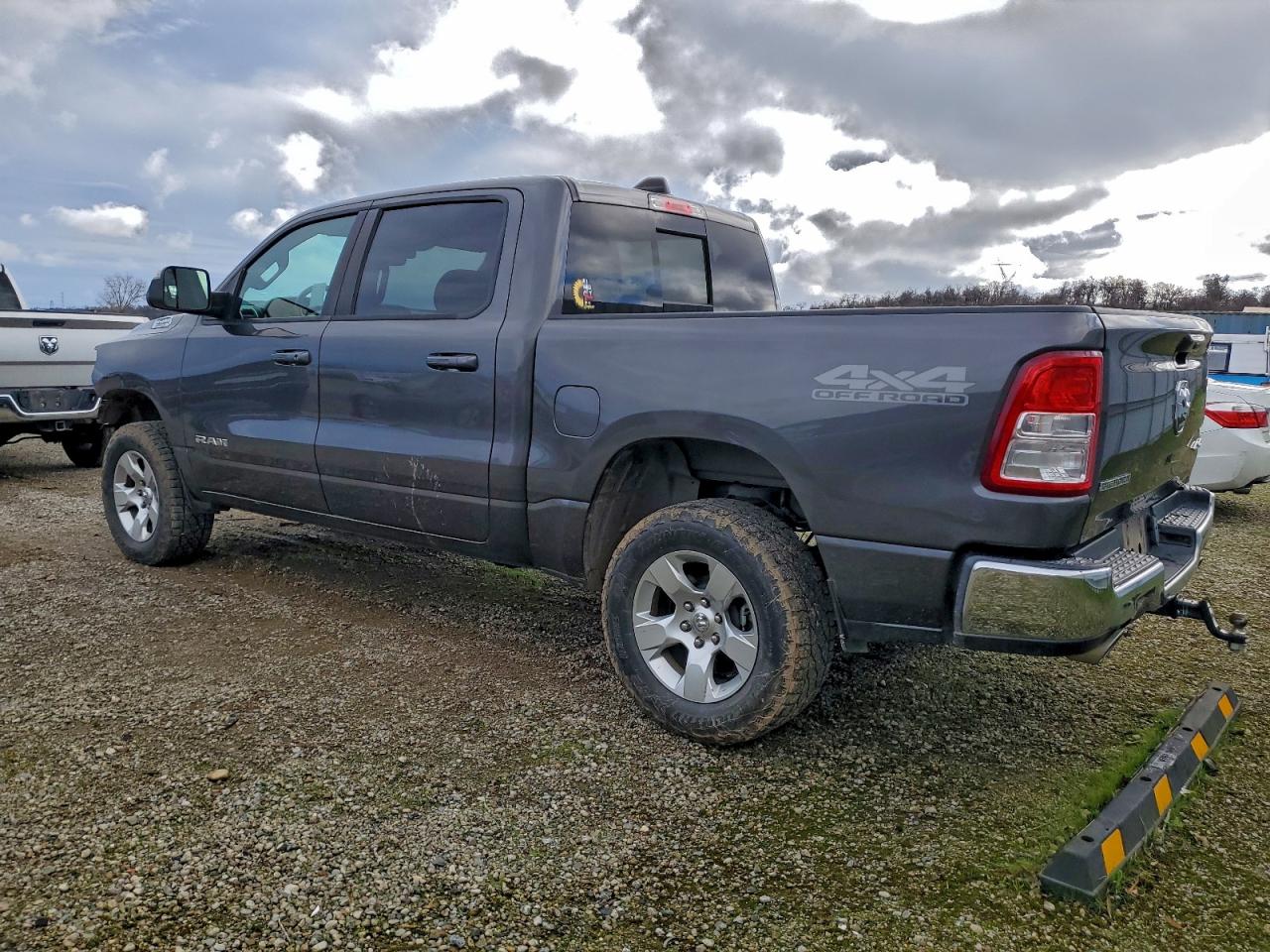2021 RAM 1500 BIG HORN/LONE STAR photo 2