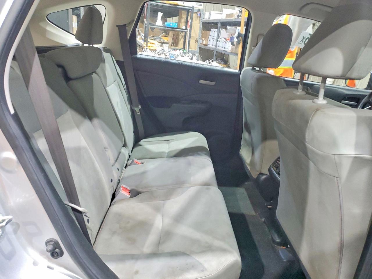 2015 HONDA CR-V LX photo 11