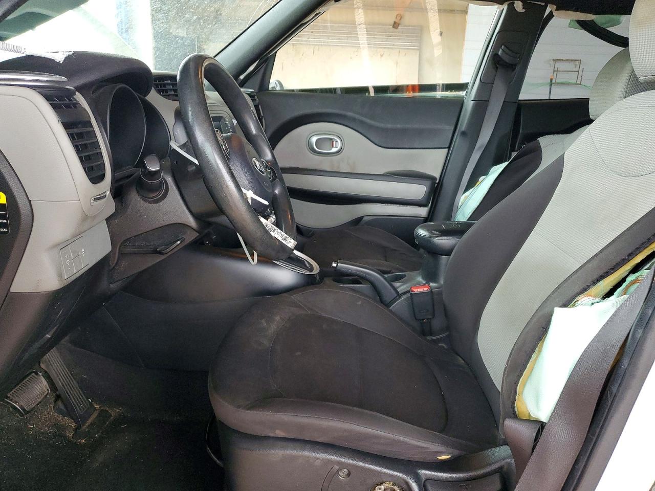 2015 KIA SOUL photo 7