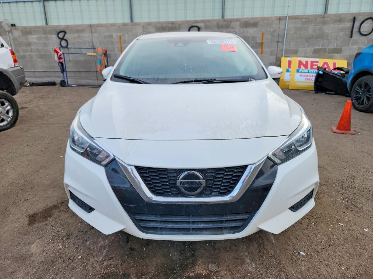 2021 NISSAN VERSA SV photo 9