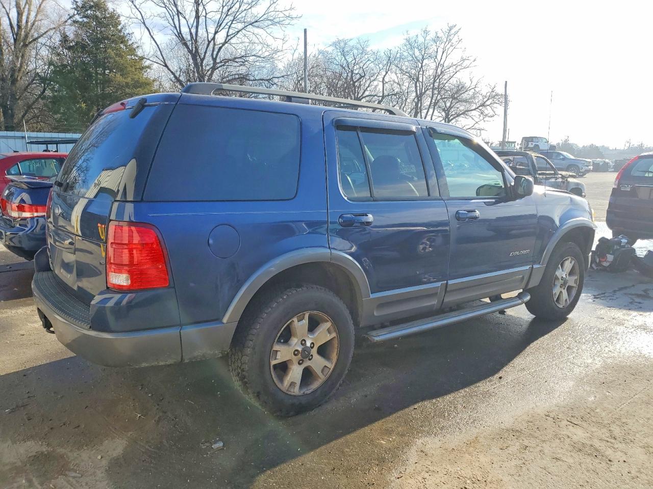 2004 FORD EXPLORER XLT photo 3