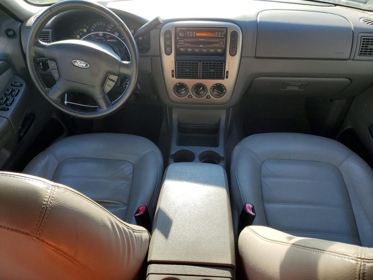 2004 FORD EXPLORER XLT photo 8