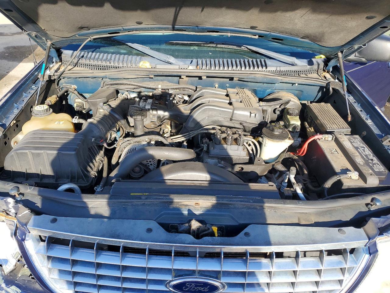 2004 FORD EXPLORER XLT photo 12