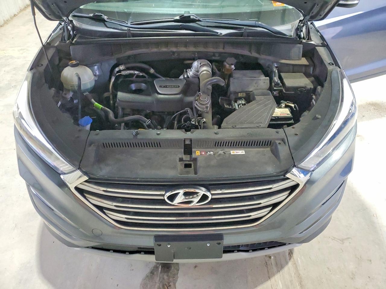 2018 HYUNDAI TUCSON VALUE photo 23