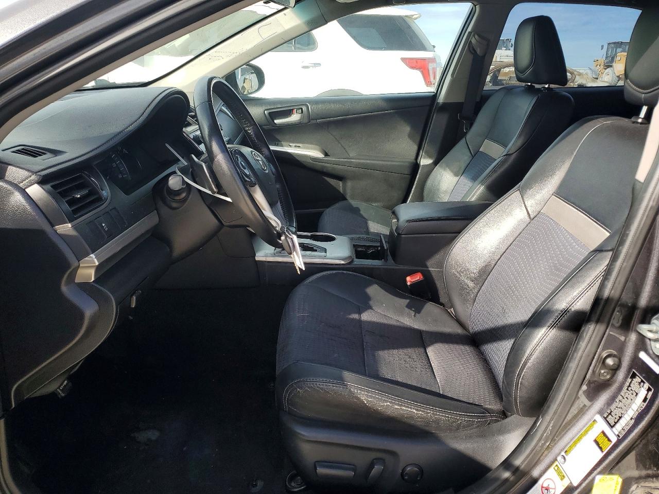 2012 TOYOTA CAMRY BASE photo 7
