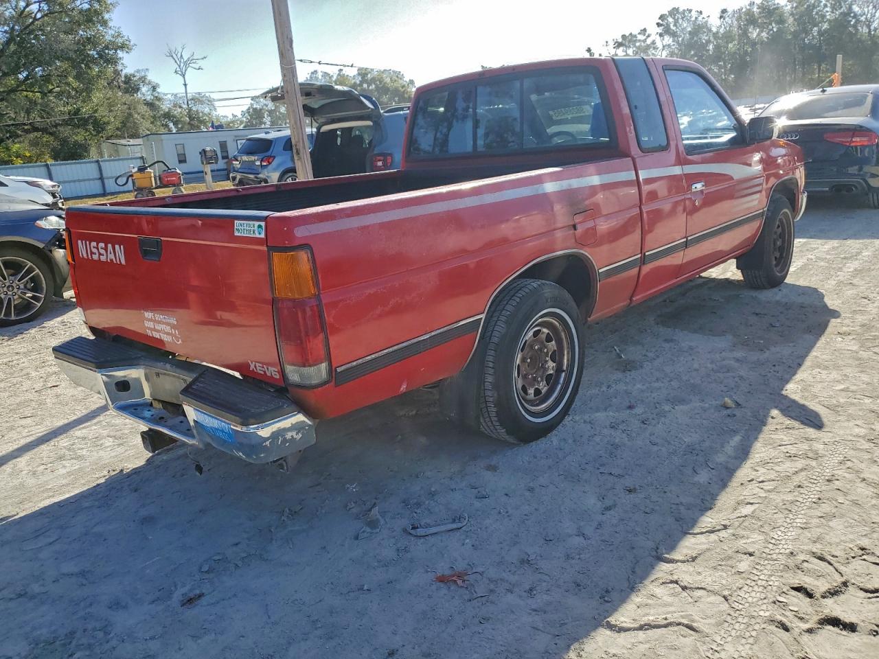 1995 NISSAN TRUCK KING CAB SE photo 3