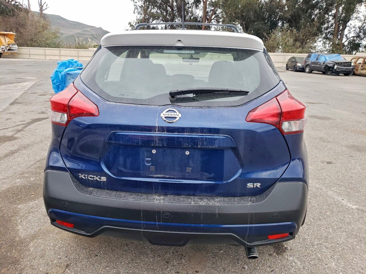 2018 NISSAN KICKS S photo 6