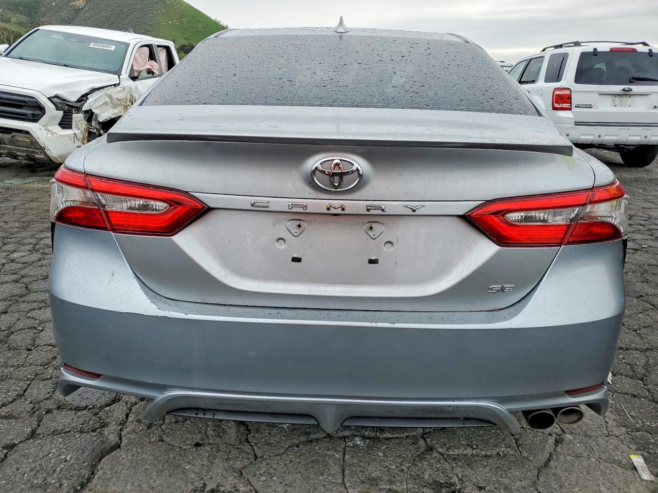 2019 TOYOTA CAMRY L photo 6