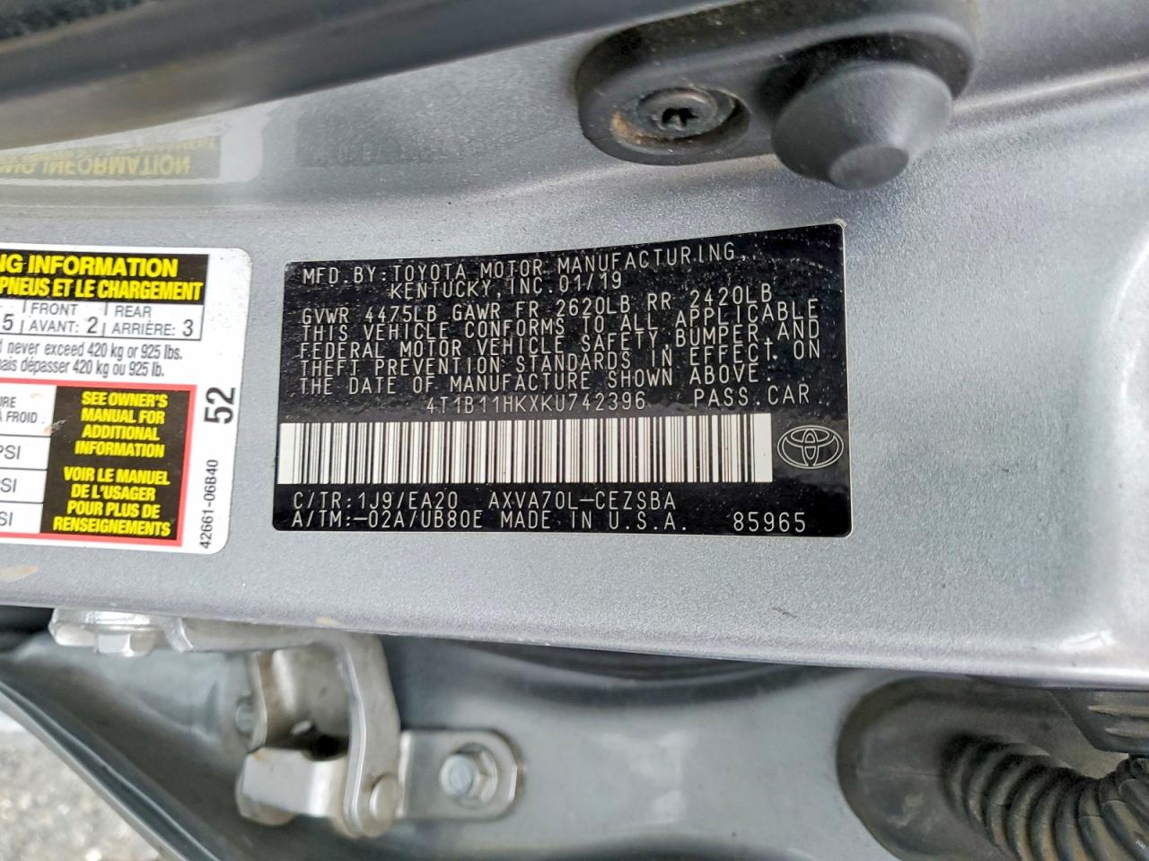 2019 TOYOTA CAMRY L photo 12