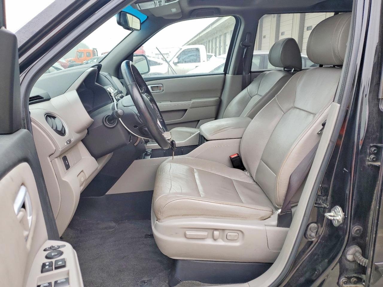 2012 HONDA PILOT EXL photo 7
