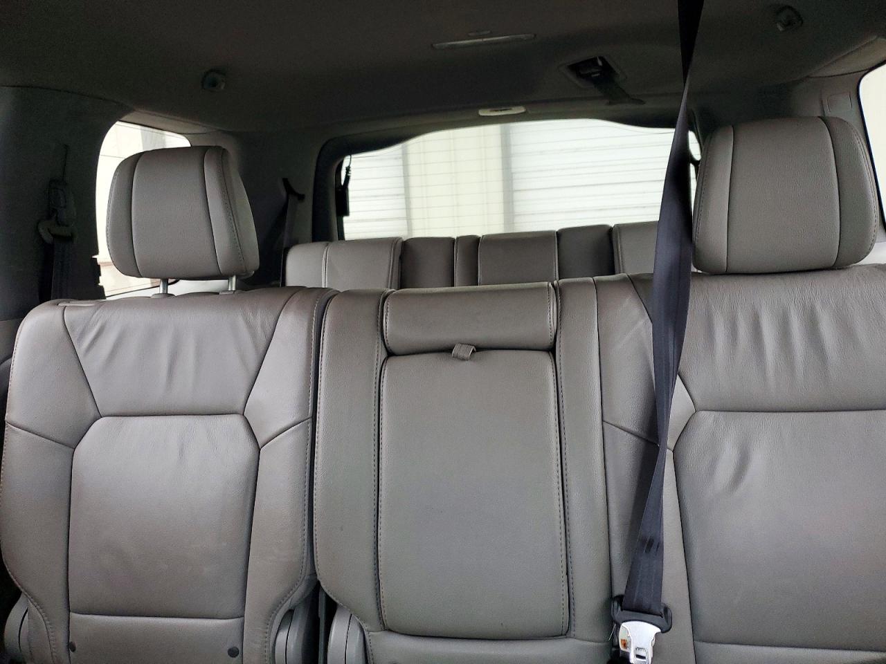 2012 HONDA PILOT EXL photo 10
