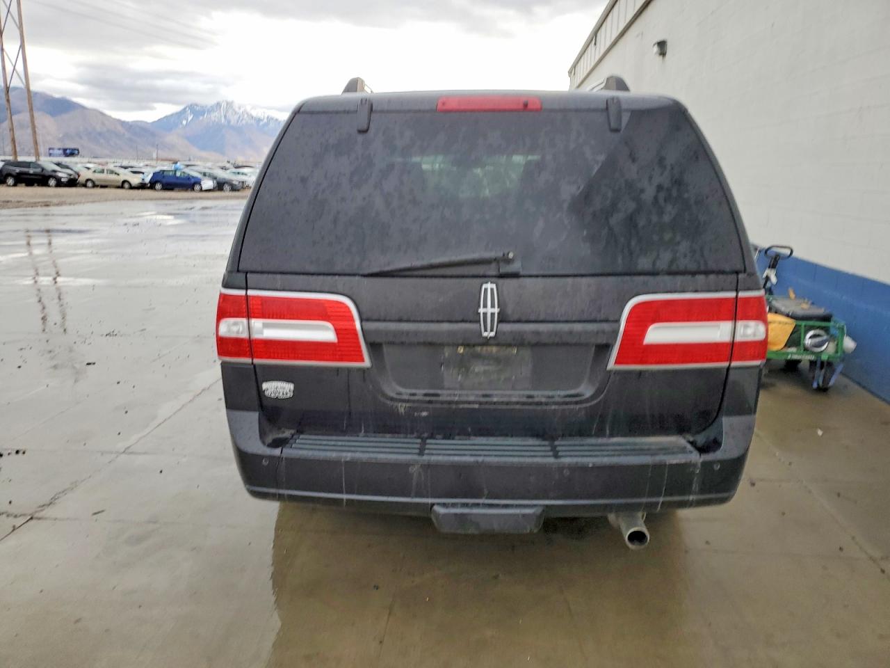 2013 LINCOLN NAVIGATOR photo 6