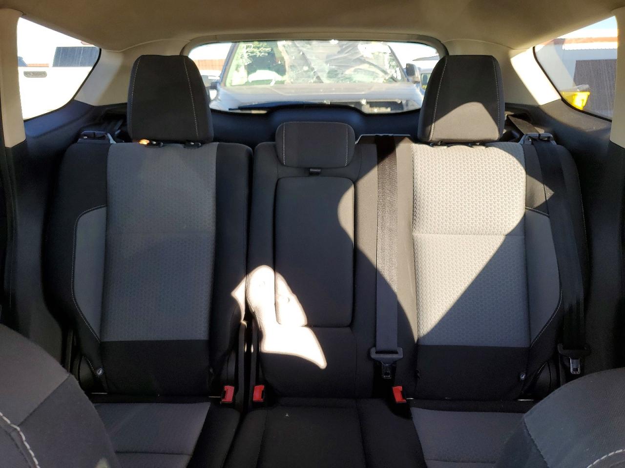 2017 FORD ESCAPE SE photo 19
