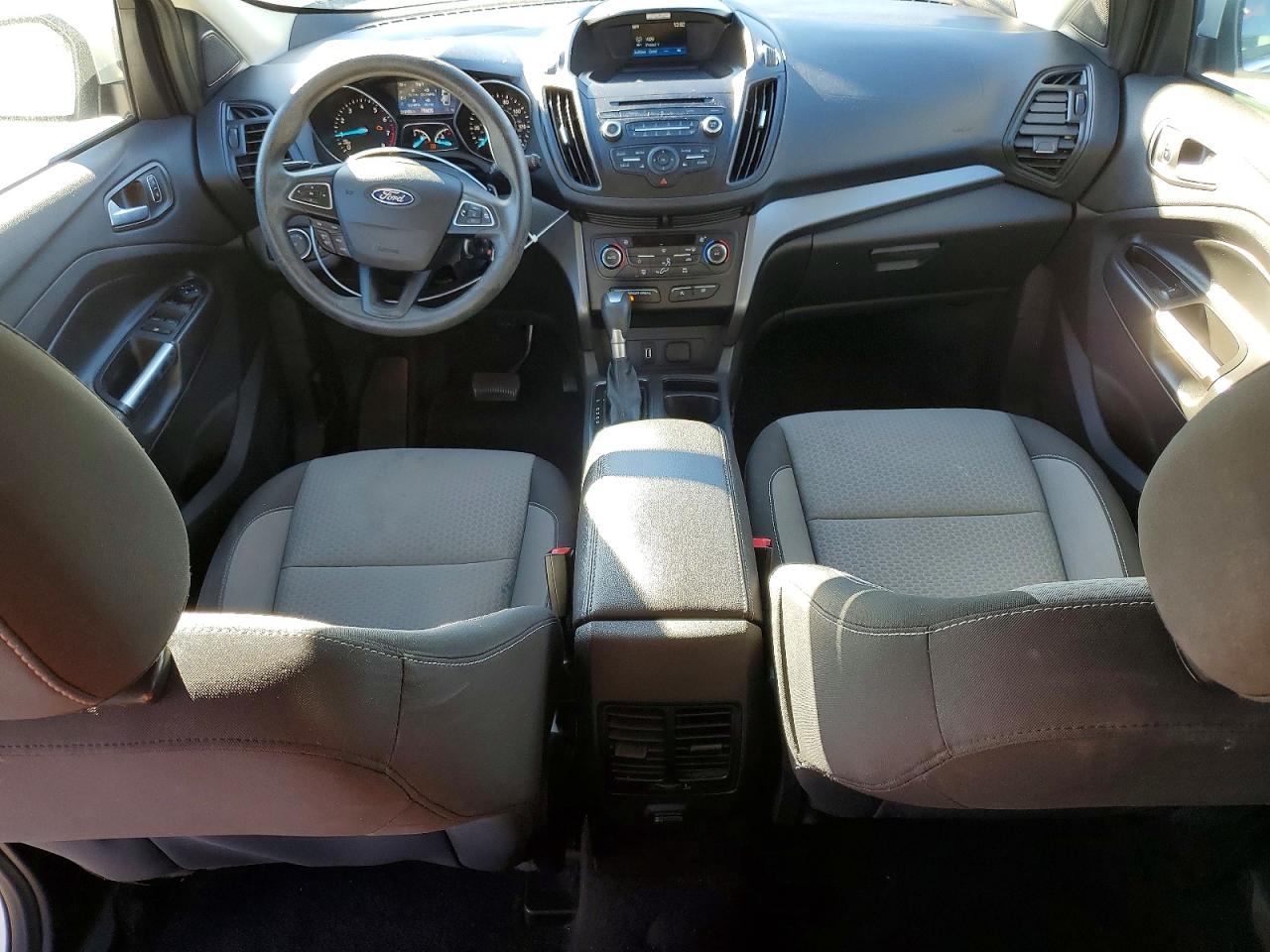 2017 FORD ESCAPE SE photo 15