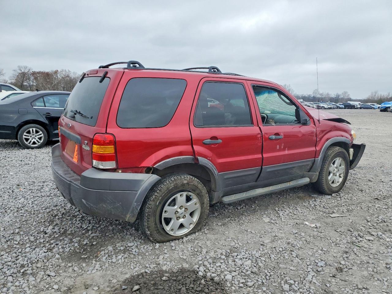 2006 FORD ESCAPE XLT photo 3