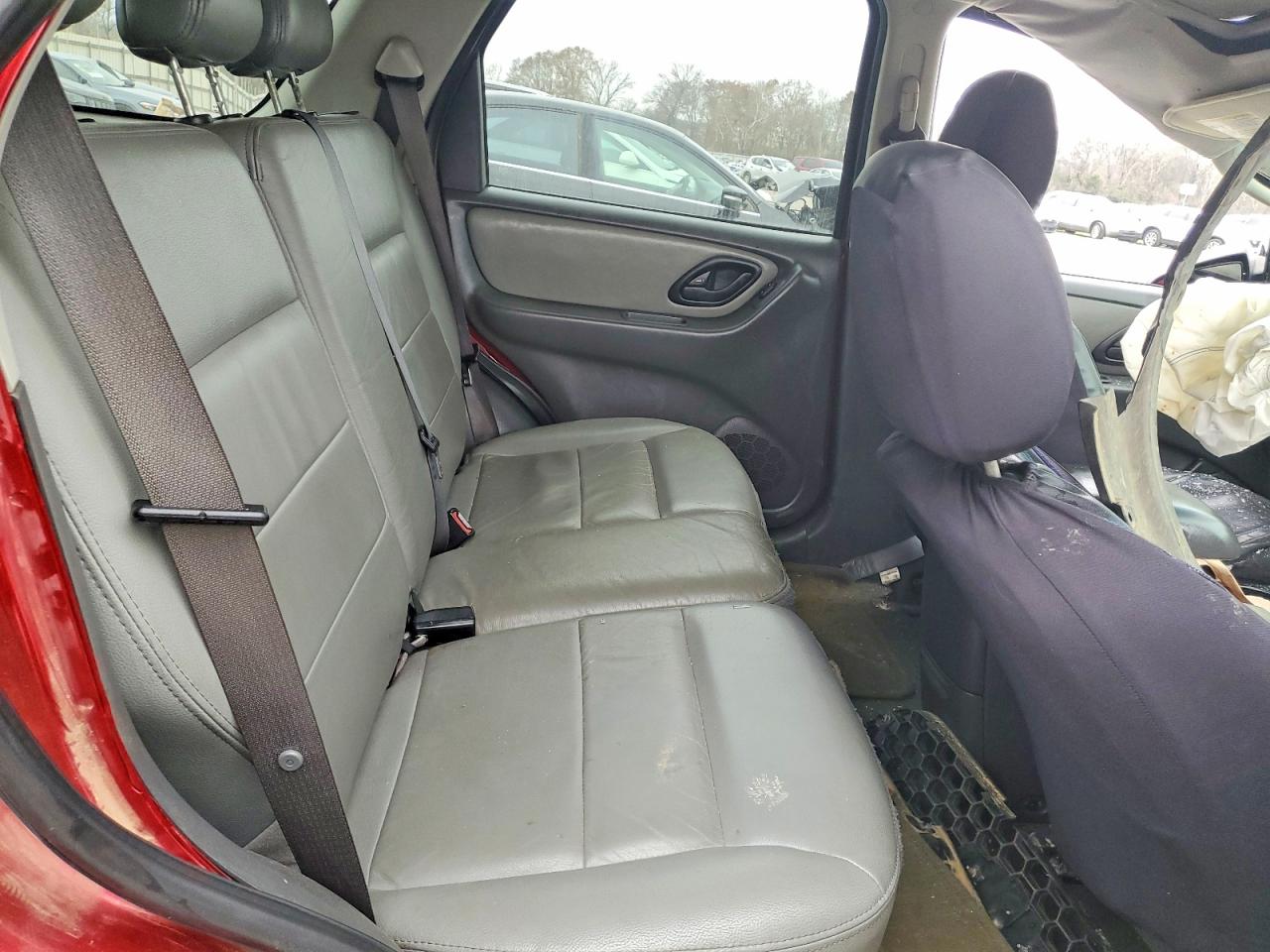 2006 FORD ESCAPE XLT photo 11