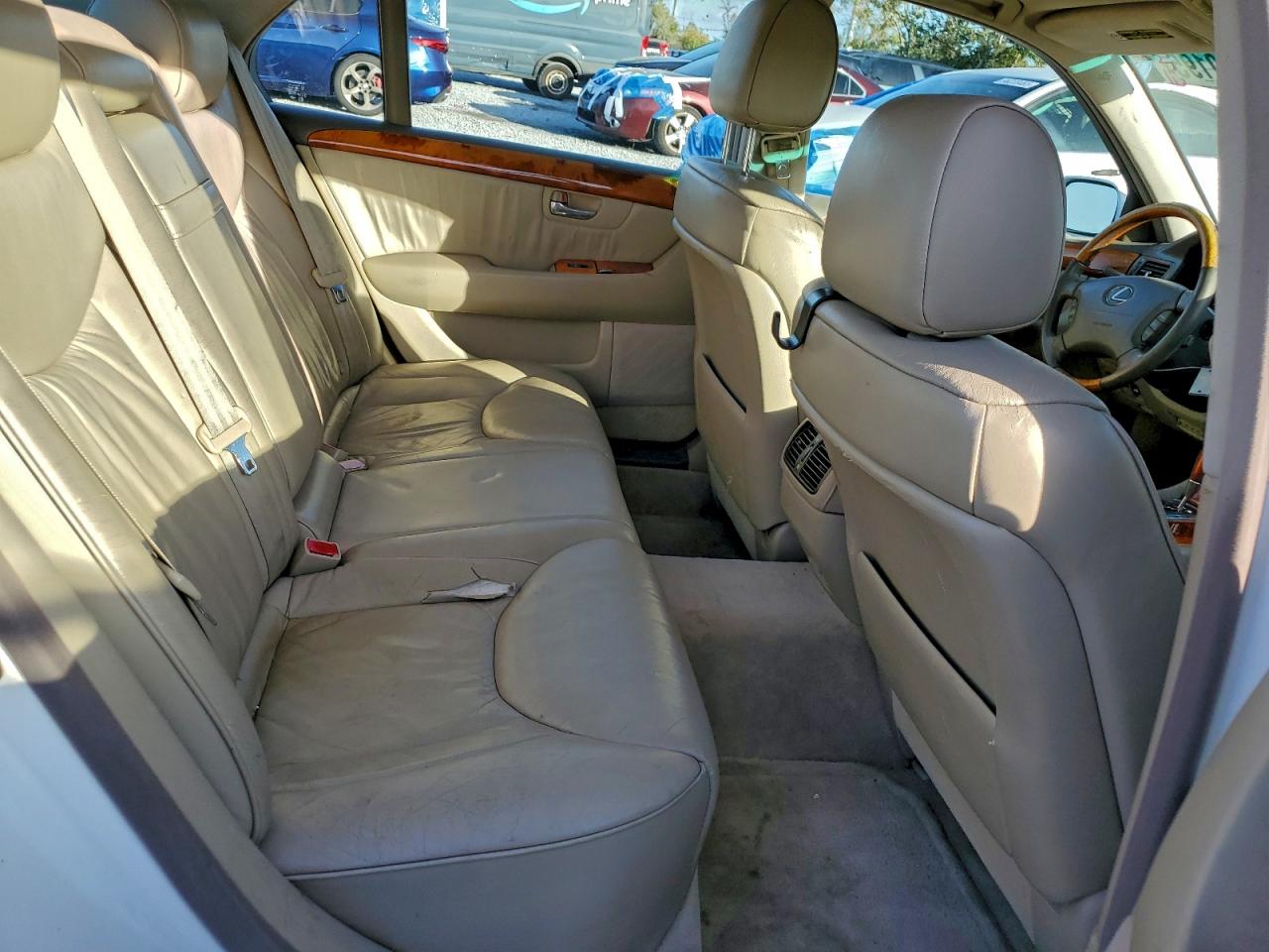 2001 LEXUS LS 430 photo 10