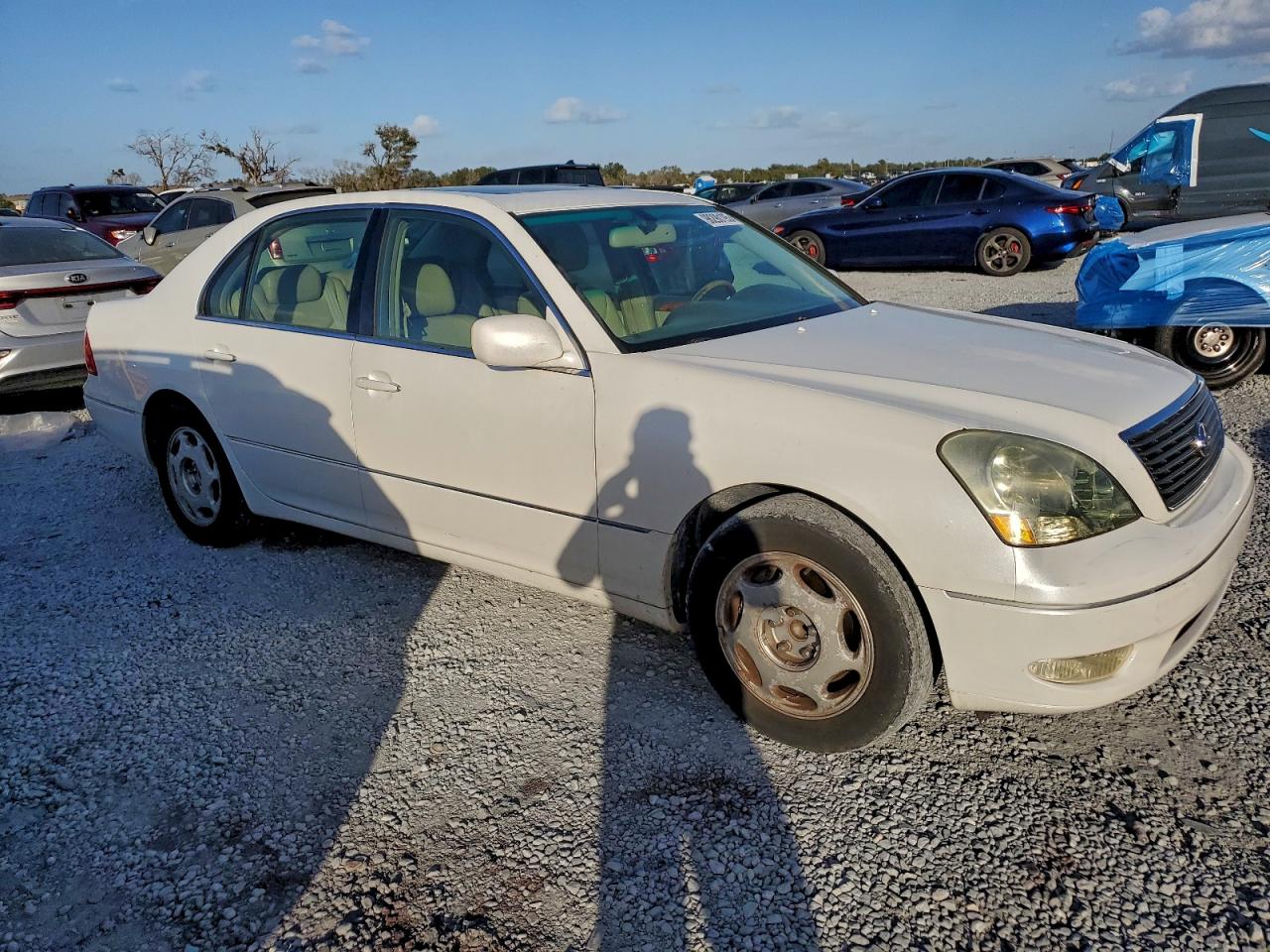 2001 LEXUS LS 430 photo 4