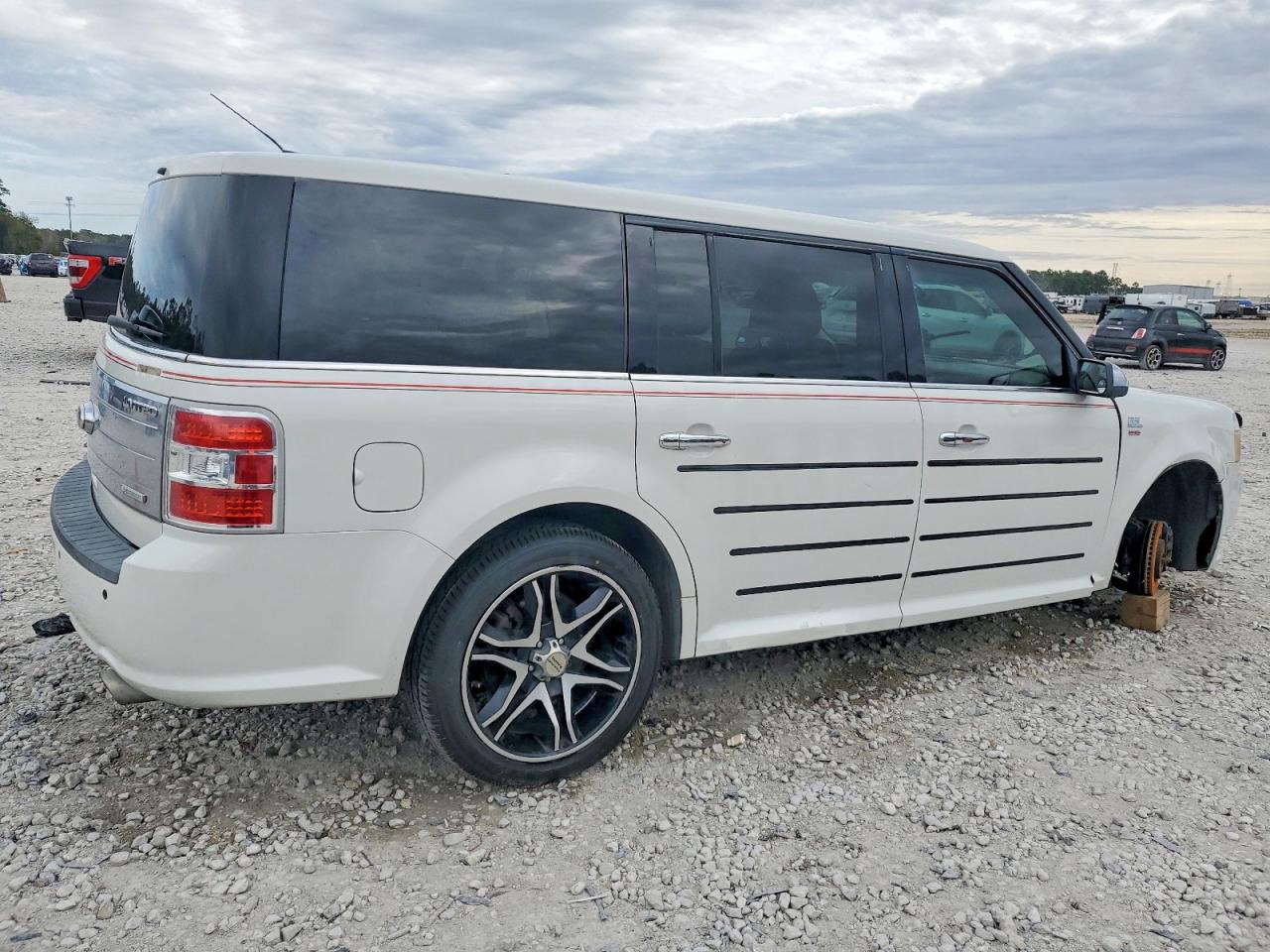 2011 FORD FLEX LIMITED photo 3